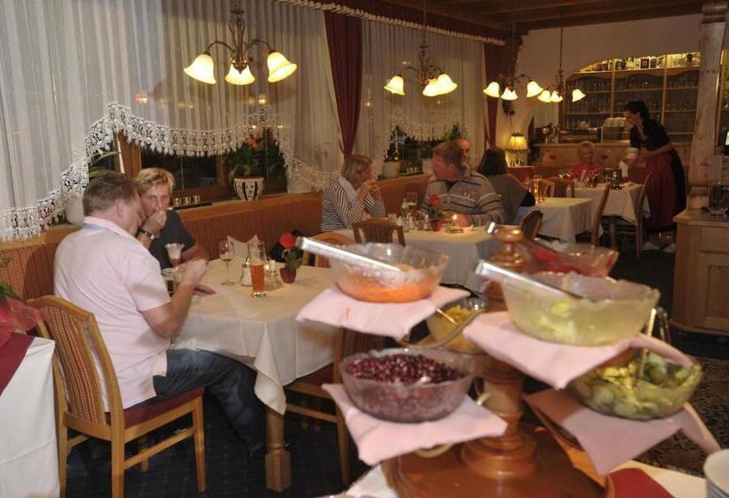 هتل Waldhof