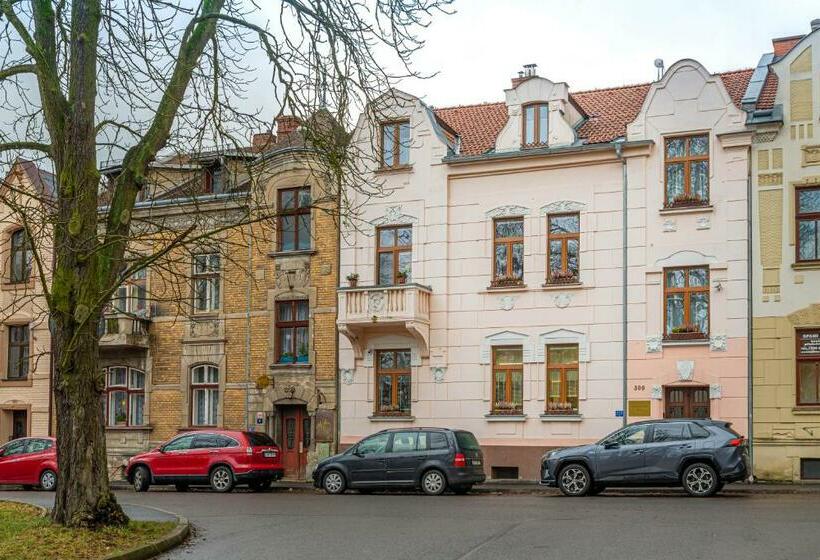 Nadstandardní Luxusní Apartmán V Centru české Lípy