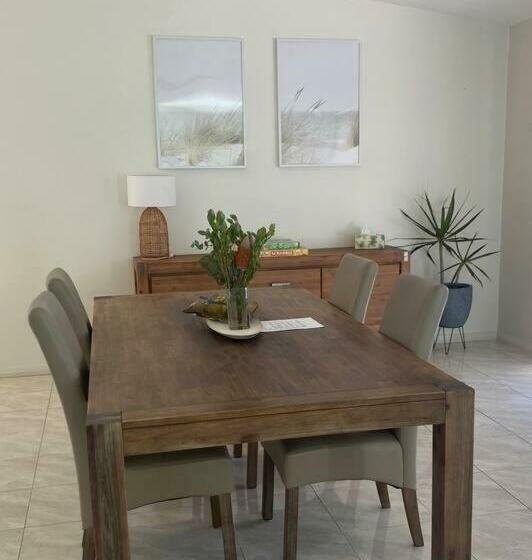 Ocean View Oasis, Coffs Harbour