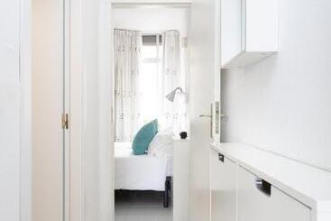 Comfortable Apartment At The Waterfront