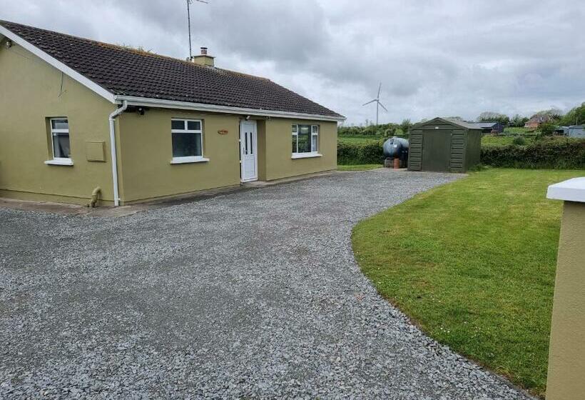 Bungalow Fully Renovated 2022 Close To Slob Lands And Beach