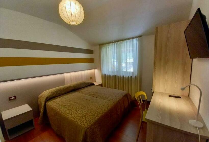 Mortirolo Imperial Rooms