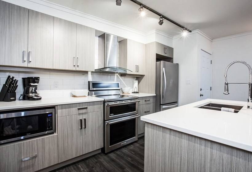 Novlan Suite By Revelstoke Vacations