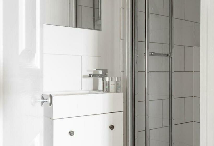 Plume Apartment