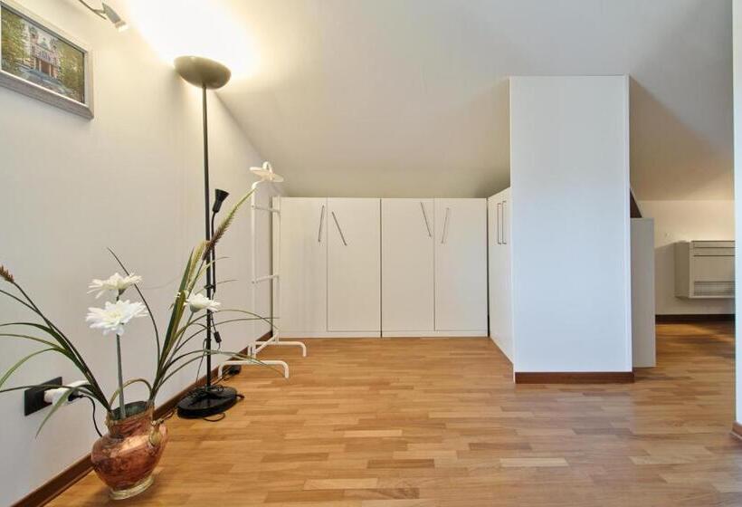 5 Miglia Apartment La Mansarda A Collegno