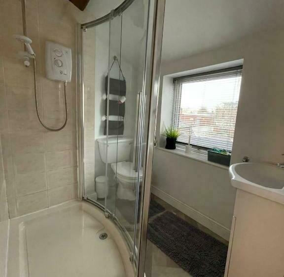 Flat 2 Chestergate