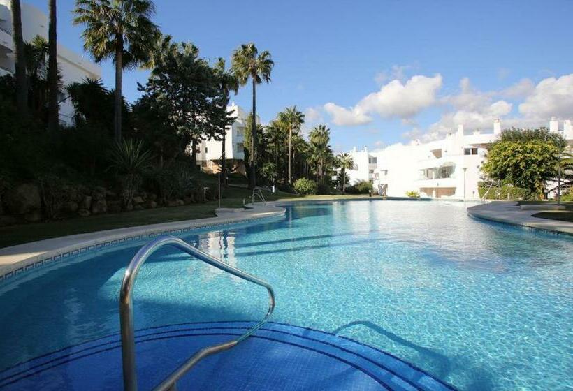 Estepona Golf Apartment