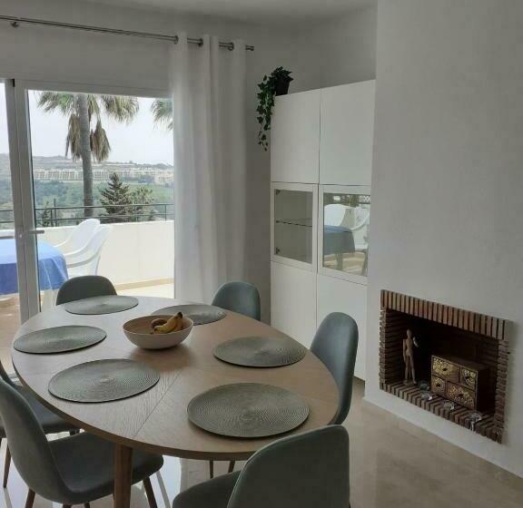 Estepona Golf Apartment