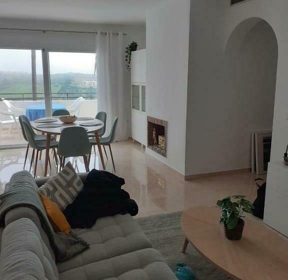 Estepona Golf Apartment