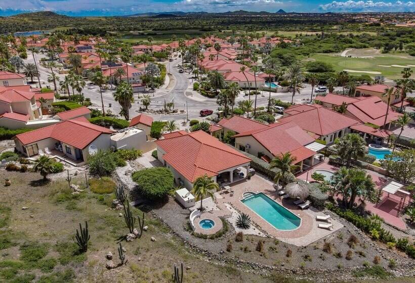 New Gorgeous Listing With Hot Tub Golf Course View In Tierra Del Sol