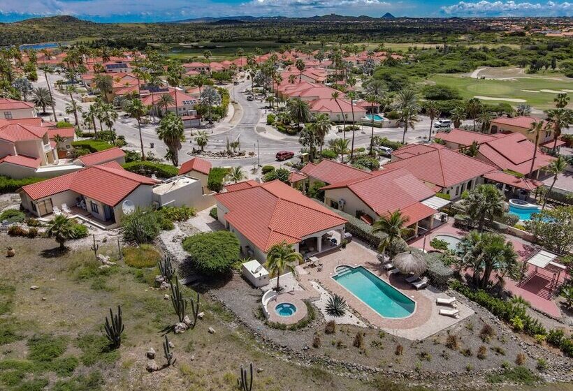 New Gorgeous Listing With Hot Tub Golf Course View In Tierra Del Sol