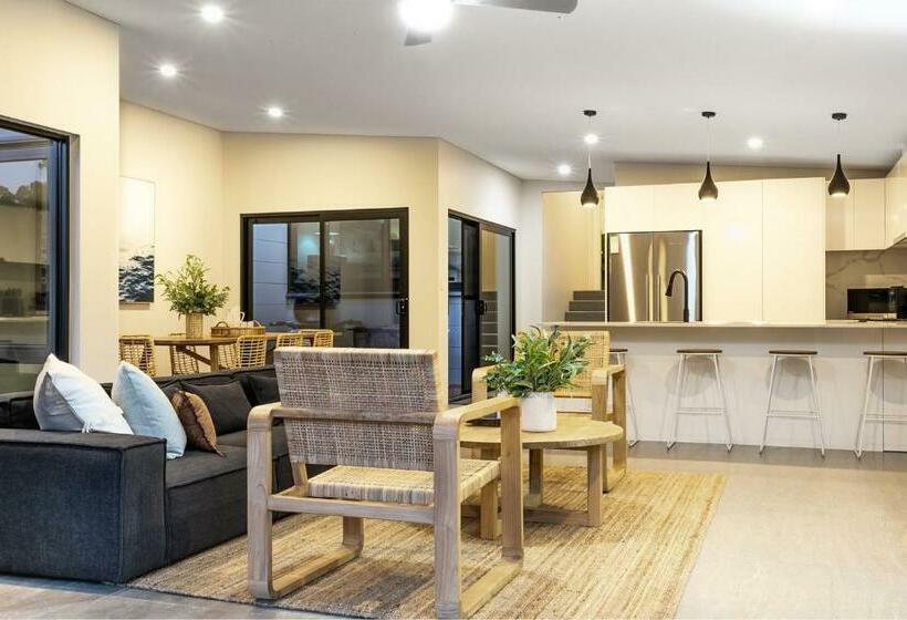 Maison Du Lac   House On Lake, Close To Town