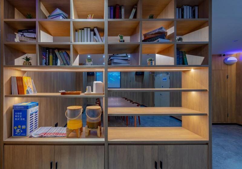 ホテル Greentree Inn