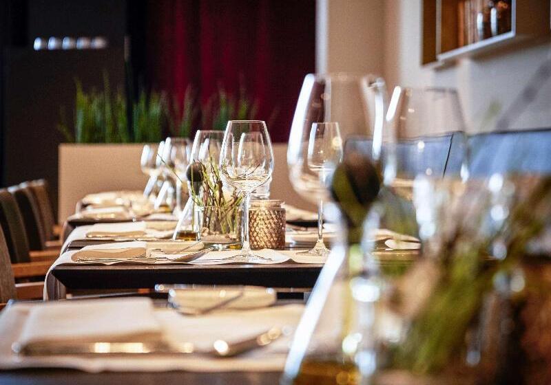 هتل Mercure Roeselare