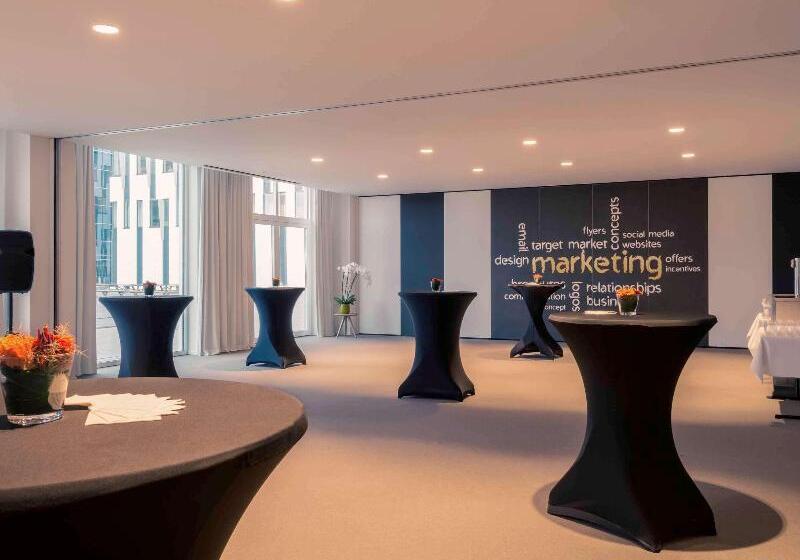 هتل Mercure Roeselare