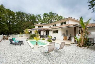 La Villa Minvia Les Landes Entre Mer Et Montagne