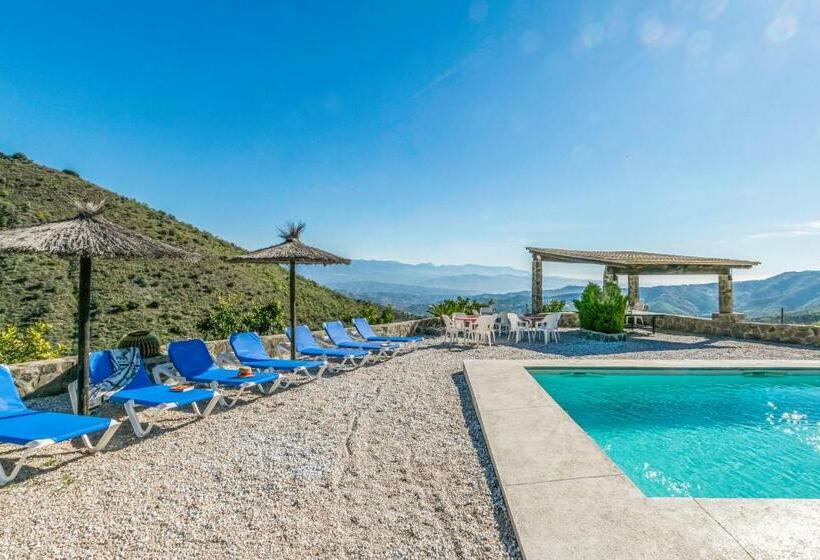 Gorgeous Home In El Borge With Wifi