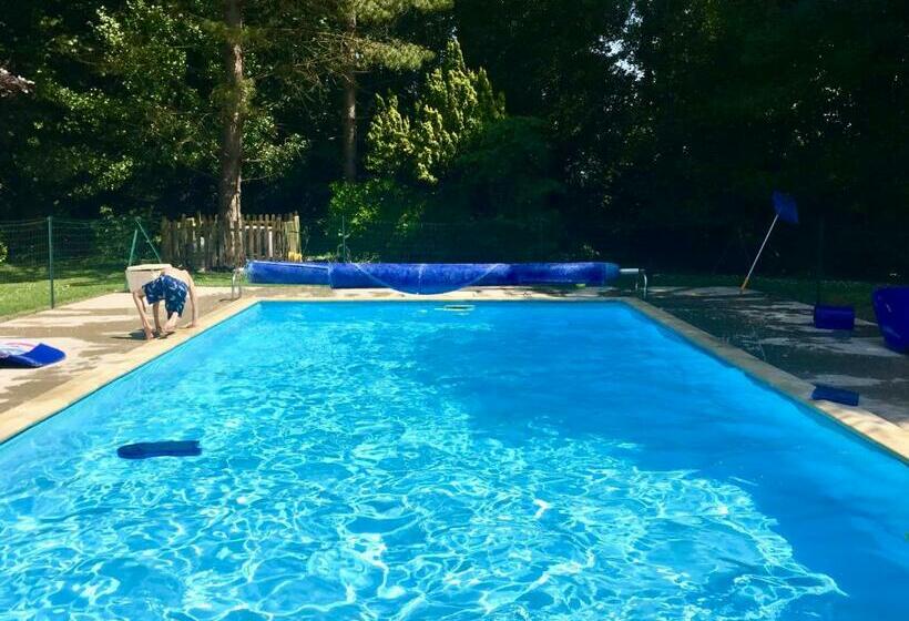 Chateau De La Vallee   East Or West Wing