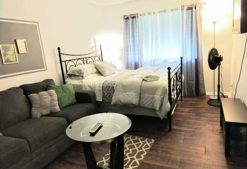 Sweet Nest In Central Raleigh
