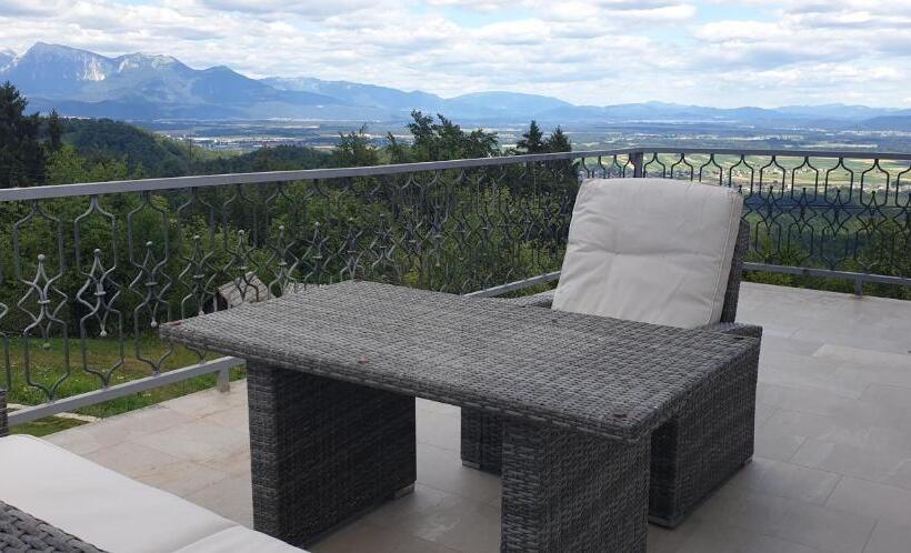 Apartma Pri Boštjanu