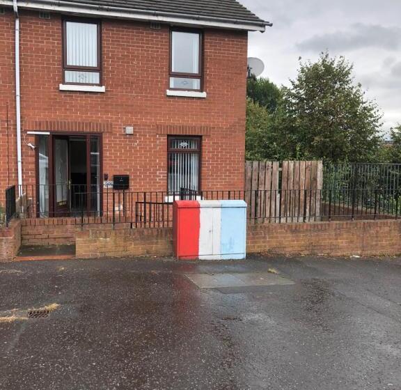 Claire’s Airbnb 2