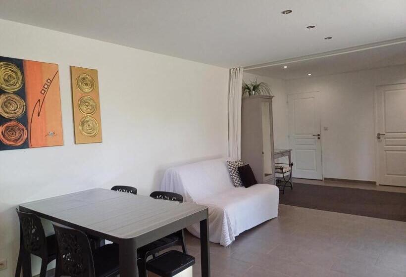 Studio Les Oliviers