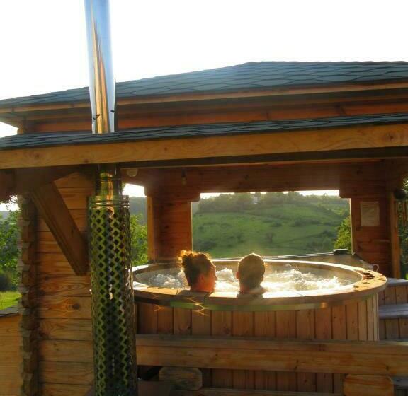 Chez Hygge En Périgord Piscine Et Spa   Villa   Maeltri  12 Pers Gîte Entre Amis 6 Pers Et Gîte   In