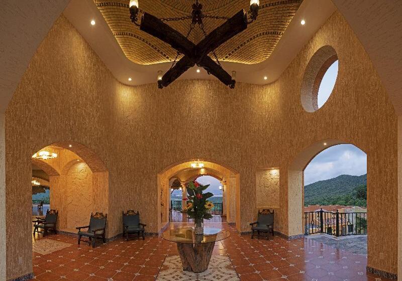 فندق El Corazón Resort