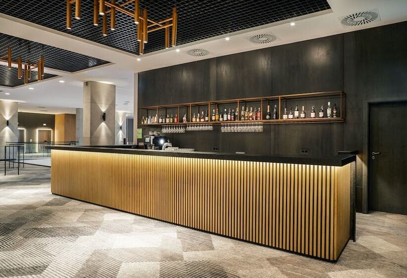 Q Hotel Plus Wrocław Bielany