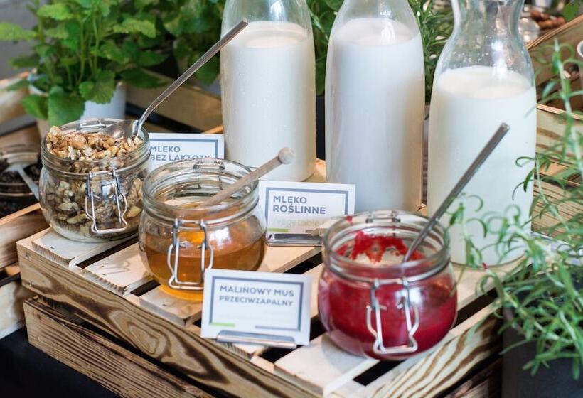 Q Hotel Plus Wrocław Bielany