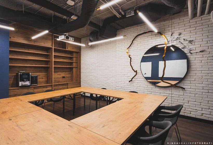 هتل Royal Tulip Warsaw Centre