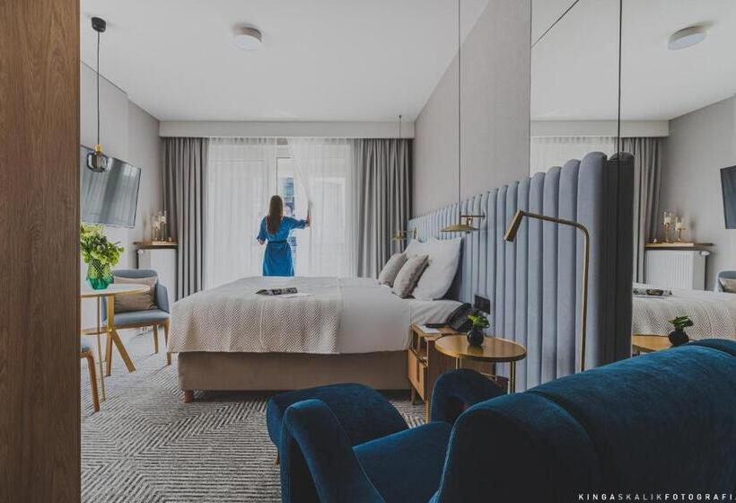 هتل Royal Tulip Warsaw Centre