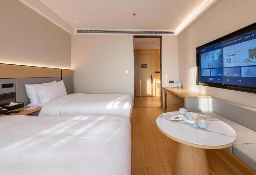 Ji Hotel Shanghai Pudong Airport Free Trade Zone