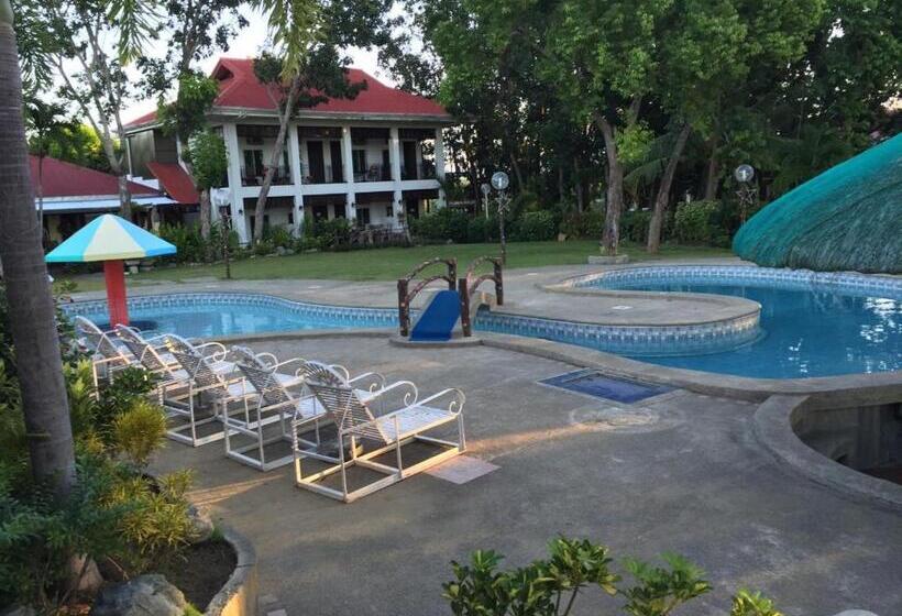 Reddoorz Plus @ Rio Grande De Laoag Resort Hotel Ilocos Norte