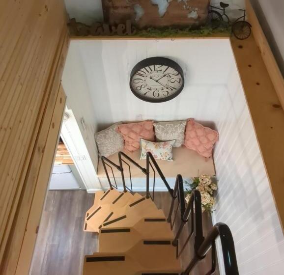 Wildflower Cottage