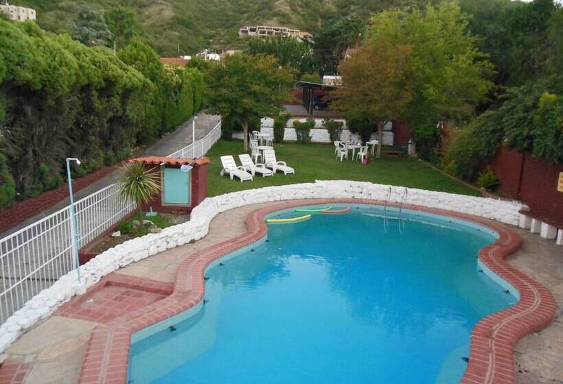 Отель Aoma Villa Carlos Paz
