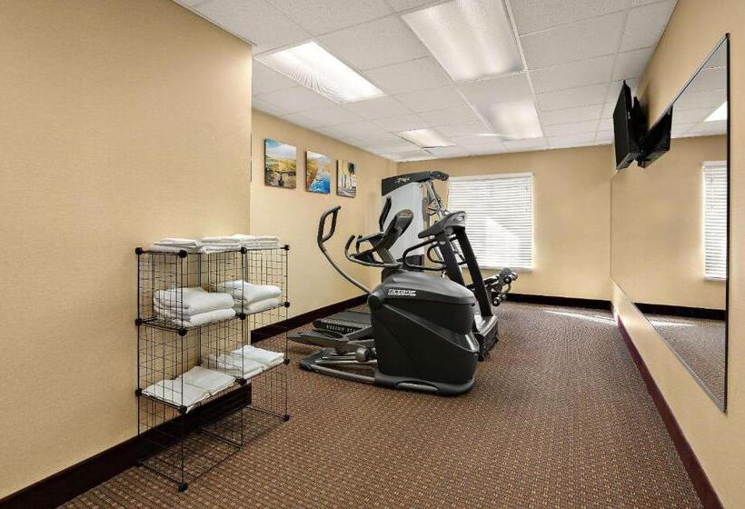 בית מלון כפרי Comfort Inn New Orleans Airport South