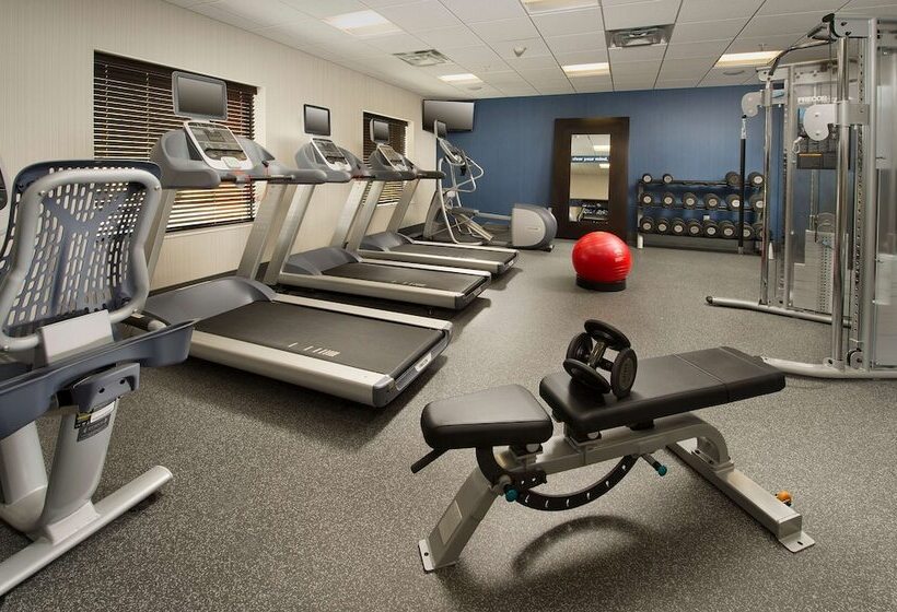 فندق Hampton Inn & Suites Baltimore/woodlawn