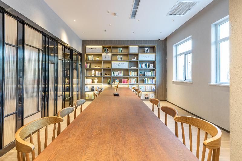 בית מלון כפרי Hanting  Tianjin Yibindao Metro Station