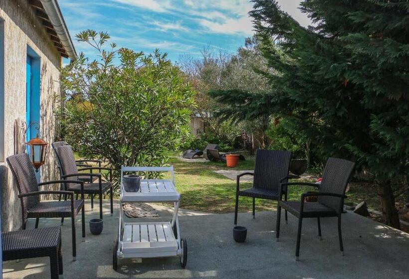 בית מלון כפרי Hôtel   Restaurant La Chaloupe