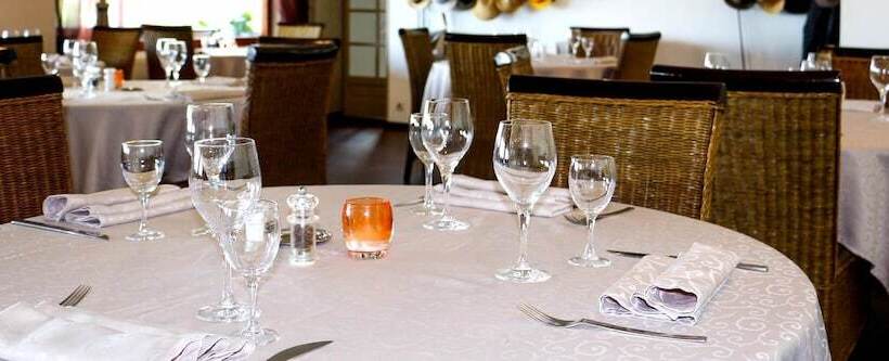 בית מלון כפרי Hôtel   Restaurant La Chaloupe