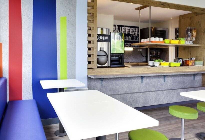 בית מלון כפרי Ibis Budget Clermontferrand Nord Riom