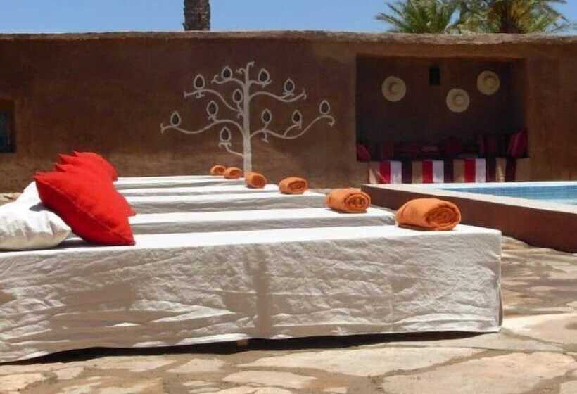 هتل Kasbah Dar Essalam