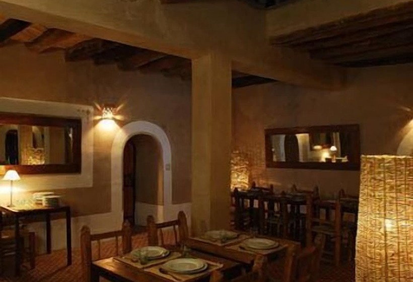 هتل Kasbah Dar Essalam