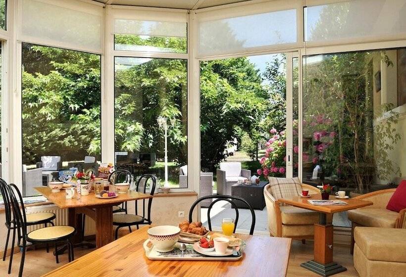 호텔 Logis Hôtel Restaurant Le Vieux Fusil