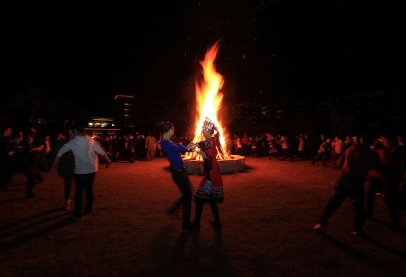 ホテル New Century Resort Jiu Long Lake Ningbo