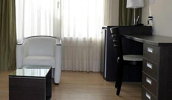 Fotos del hotel Osam:  14