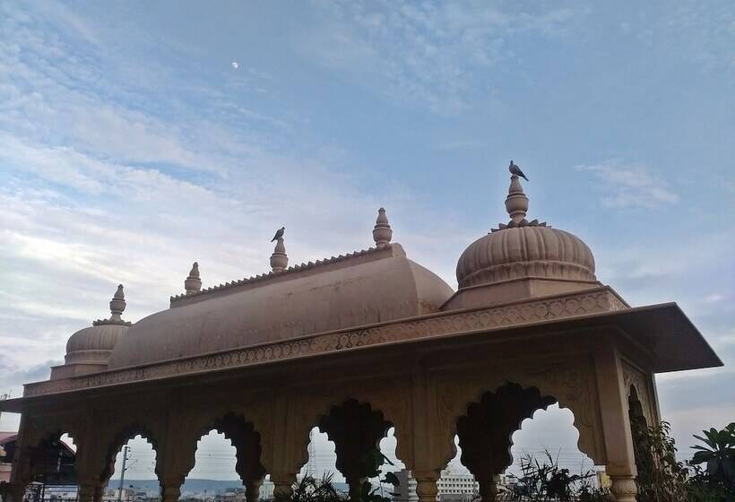 Fotos del hotel Ramsingh Palace:  16