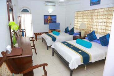 هتل Ranveli Beach Resort