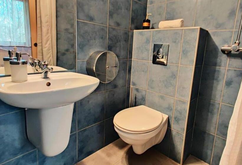 هتل Shantee House